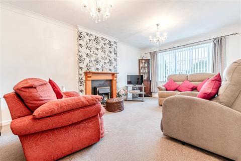 2 bedroom bungalow for sale, Walkers Row, Yeadon, Leeds, West Yorkshire