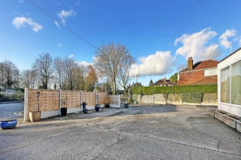 4 bedroom semi-detached house for sale, Park Road, Timperley