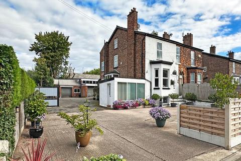 4 bedroom semi-detached house for sale, Park Road, Timperley
