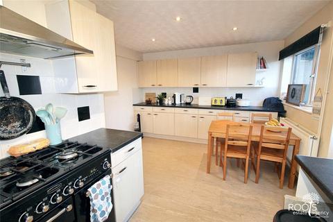 3 bedroom terraced house for sale, Christie Heights, Berkshire RG14