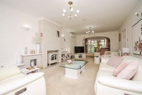 4 bedroom detached house for sale, Princess Street, Burntwood WS7