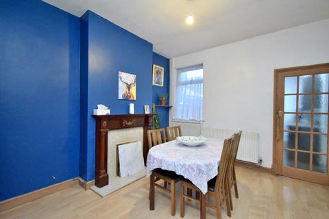 2 bedroom terraced house for sale, Oakley Road, New Humberstone, Leicester, LE5