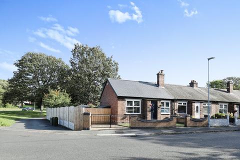 2 bedroom bungalow for sale, The Park, Warrington WA5