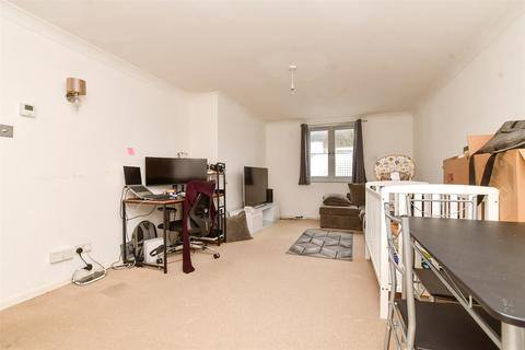 1 bedroom ground floor flat for sale, Kingswood Drive, Sutton, Surrey