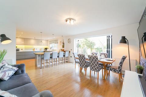 35a Willow Close, St Georges, Weston-super-mare, BS22 7XF