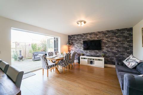 35a Willow Close, St Georges, Weston-super-mare, BS22 7XF