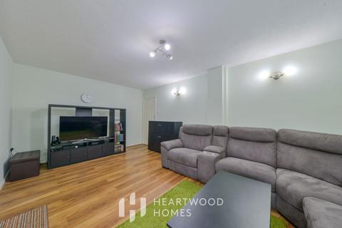 5 Gresford Close, St Albans, AL4 0UB