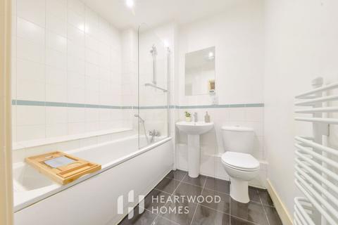 Flat 17, Centurion Court, 83 Camp Road, St Albans, AL1 5JN