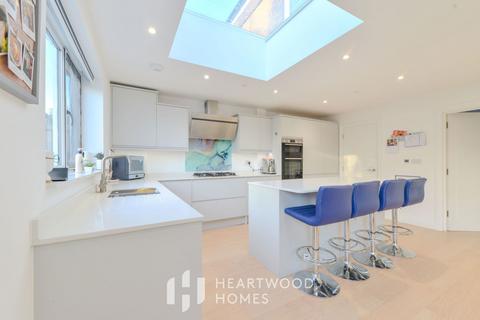 14a Summerfield Close, London Colney, St Albans, AL2 1PT
