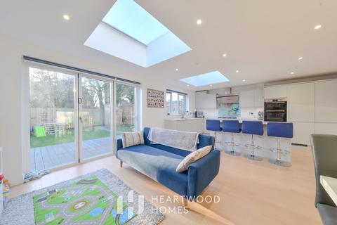 14a Summerfield Close, London Colney, St Albans, AL2 1PT