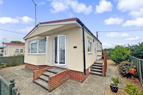 2 bedroom mobile home for sale, Maypole Lane, Yapton, Arundel, West Sussex