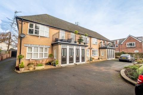 2 bedroom apartment for sale, Church Road, Lytham, FY8