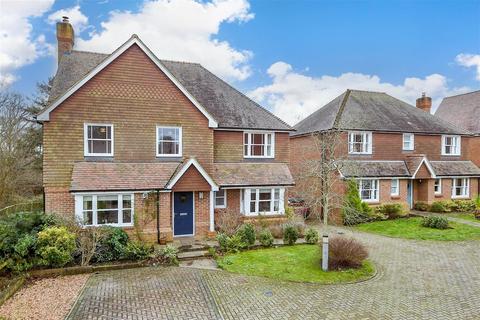 5 bedroom detached house for sale, Juziers Drive, East Hoathly, East Sussex