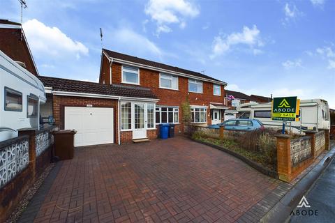 3 bedroom semi-detached house for sale, Byrds Lane, Uttoxeter ST14