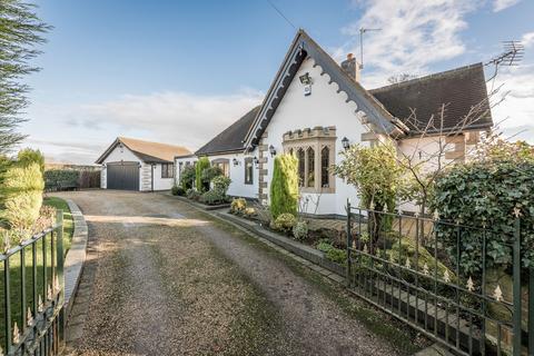 3 bedroom detached bungalow for sale, Tewnals Lane, Lichfield, Staffordshire, WS13 8HE