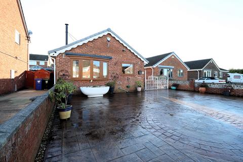 3 bedroom detached bungalow for sale, Royston Barnsley S71