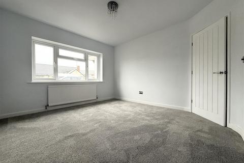 2 Durham Drive, Wigston, LE18 4XN