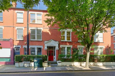 4 bedroom apartment to rent, Cambridge Road, East Twickenham TW1