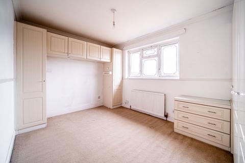 8 Cutworth Close, Sutton Coldfield, B76 2TA