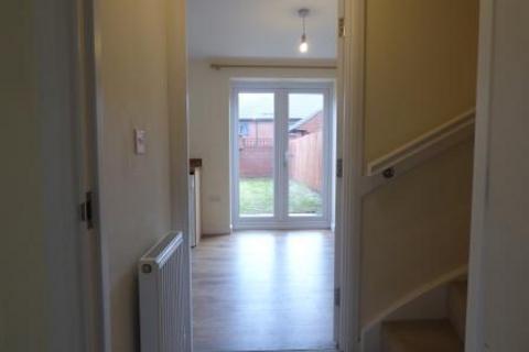 3 bedroom semi-detached house to rent, Turold Mews, Telford TF3