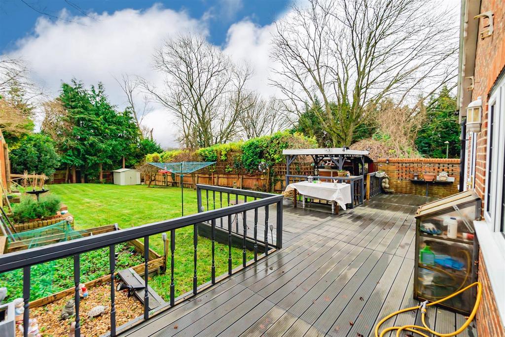 Rear Garden Patio