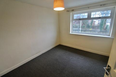 3 bedroom terraced house to rent, Rochdale OL11