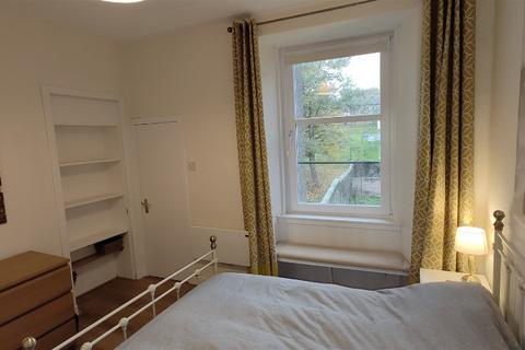 1 bedroom flat to rent, 43F Sandeman Street