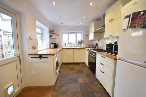 2 bedroom semi-detached house for sale, Horley, Surrey, RH6