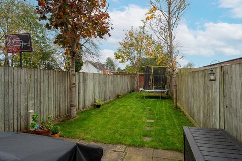 4 bedroom end of terrace house for sale, Wilcon Way, Watford, Hertfordshire, WD25