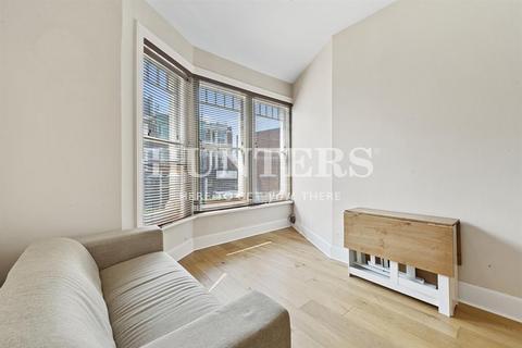 2 bedroom flat for sale, Mill Lane, London, NW6 1NU