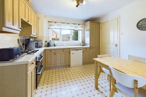 3 Blake Hill Way, Abbeymead, Gloucester, GL4 4QR