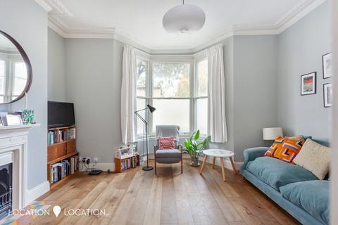 14 Tyssen Road, London, N16 7NA