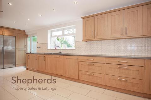 5 bedroom detached house for sale, Sheredes Drive, Hoddesdon EN11