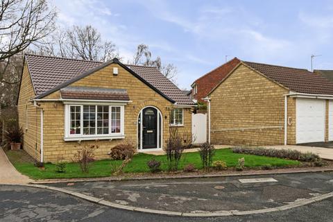 3 bedroom bungalow for sale, Oakdene Gardens, Alwoodley, Leeds, LS17