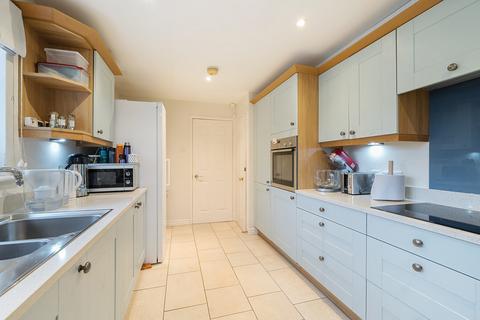 3 bedroom bungalow for sale, Oakdene Gardens, Alwoodley, Leeds, LS17