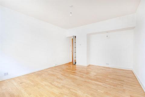 3 bedroom apartment for sale, Kings Road, Brighton