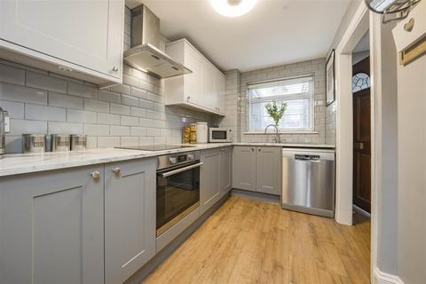 3 bedroom terraced house for sale, Applecroft, Park Street, St. Albans