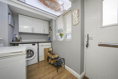 10 Applecroft, Park Street, St Albans, AL2 2AP