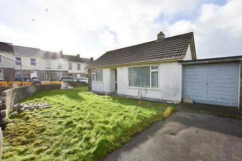 2 bedroom bungalow for sale, Glendale Crescent, Redruth, Cornwall, TR15 2JR