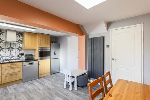 27 Irwin Drive, Nottingham, NG6 7BQ