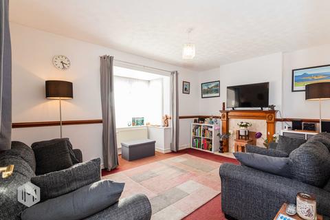 2 Alder Close, Bury, BL8 2PT