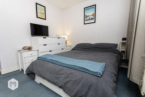 2 Alder Close, Bury, BL8 2PT