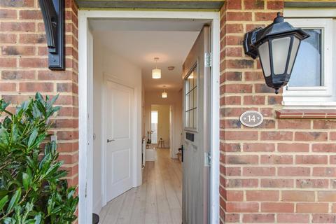 4 bedroom semi-detached house for sale, Yew Gardens, Waterlooville, Hampshire