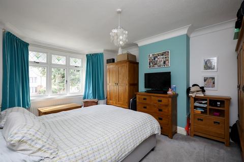 134 Boston Manor Road, Brentford, TW8 9LN