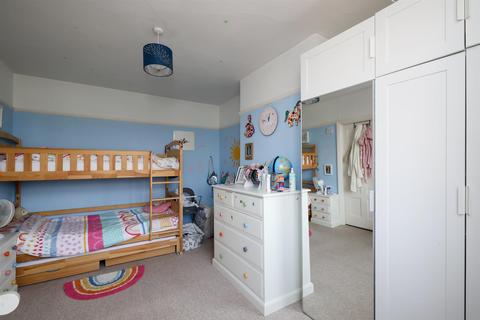 134 Boston Manor Road, Brentford, TW8 9LN