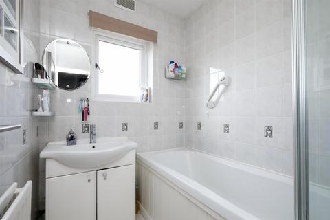 134 Boston Manor Road, Brentford, TW8 9LN