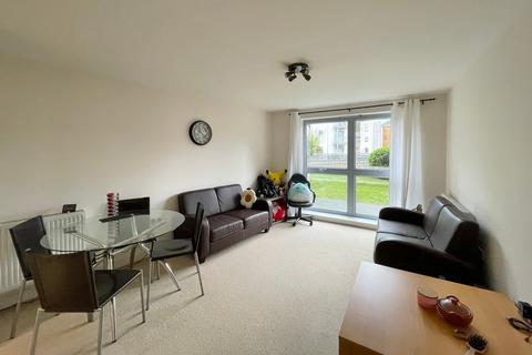 1 bedroom apartment for sale, Coombe Way, FARNBOROUGH GU14