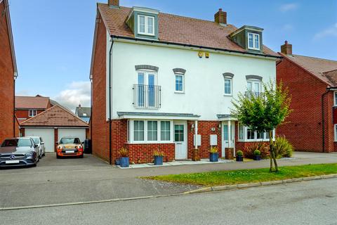 4 bedroom semi-detached house for sale, Benjamin Gray Drive, Littlehampton BN17