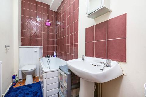 1 bedroom flat for sale, 1a Blenheim Grove, London, Greater London, SE15 4QS