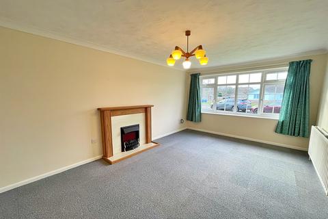 2 bedroom semi-detached bungalow to rent, West Moors